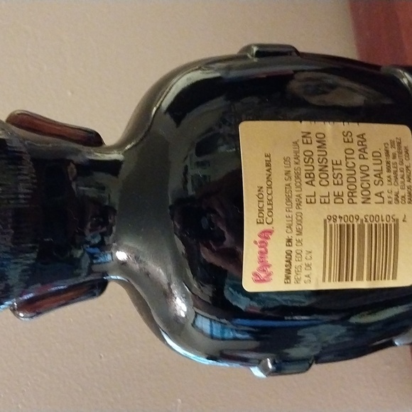 Kahlua - Picture 2 of 2